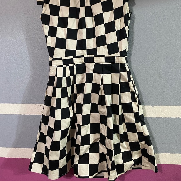 Made Fashion Week for Impulse Mini Skater Dress - Picture 2 of 2